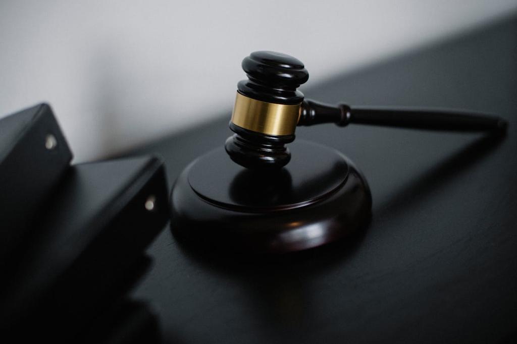 Judicial Tensions Rise as Lower Court Judges Criticize Supreme Court's Emergency Docket