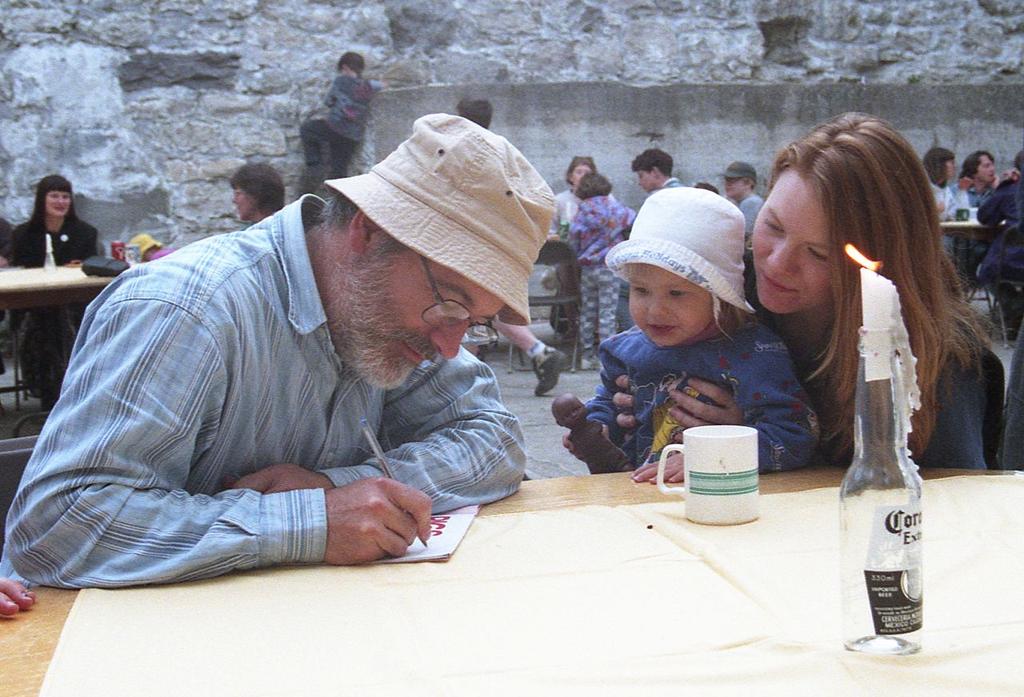 Author of Children's Classic 'Love You Forever' Approved for Assisted Suicide