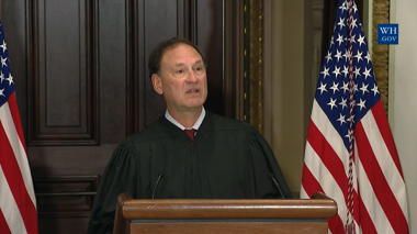 Alito Critiques Lower Courts for Avoiding Parental Rights Cases in Schools