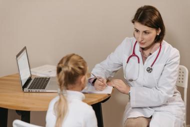Hospitals Use Electronic Medical Records To Coax Children Into Gender 'Transition'
