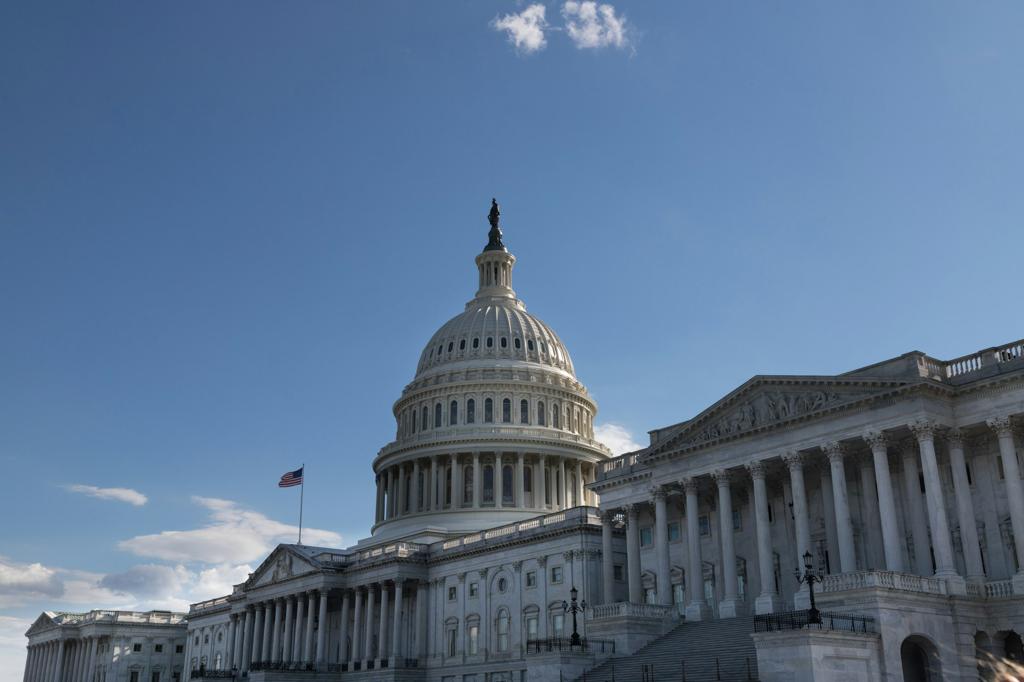 Congress Faces Decision on Enhanced Obamacare Subsidies