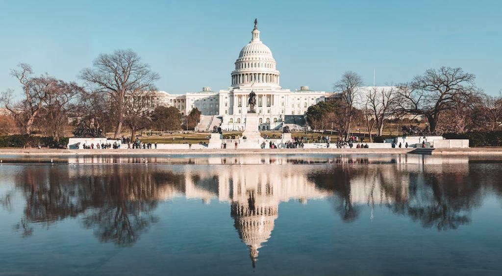 House Democrats Pursue Discharge Petition for Obamacare Subsidy Extension