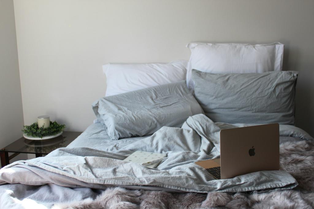 Experts Suggest Cleaning Your Room Before New Year's Resolutions
