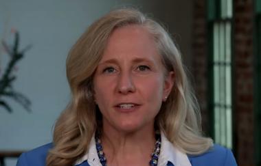 Virginia Democrats Prepare Legislative Agenda on Abortion, Gun Control, and Redistricting