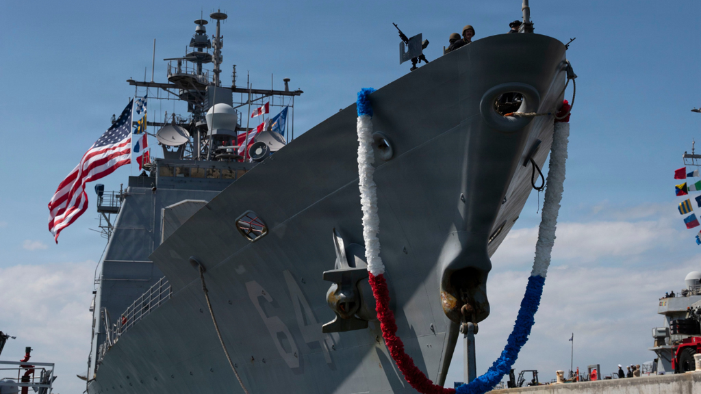 U.S. Navy Enforces Blockade in Strait of Hormuz Amid Rising Tensions with Iran