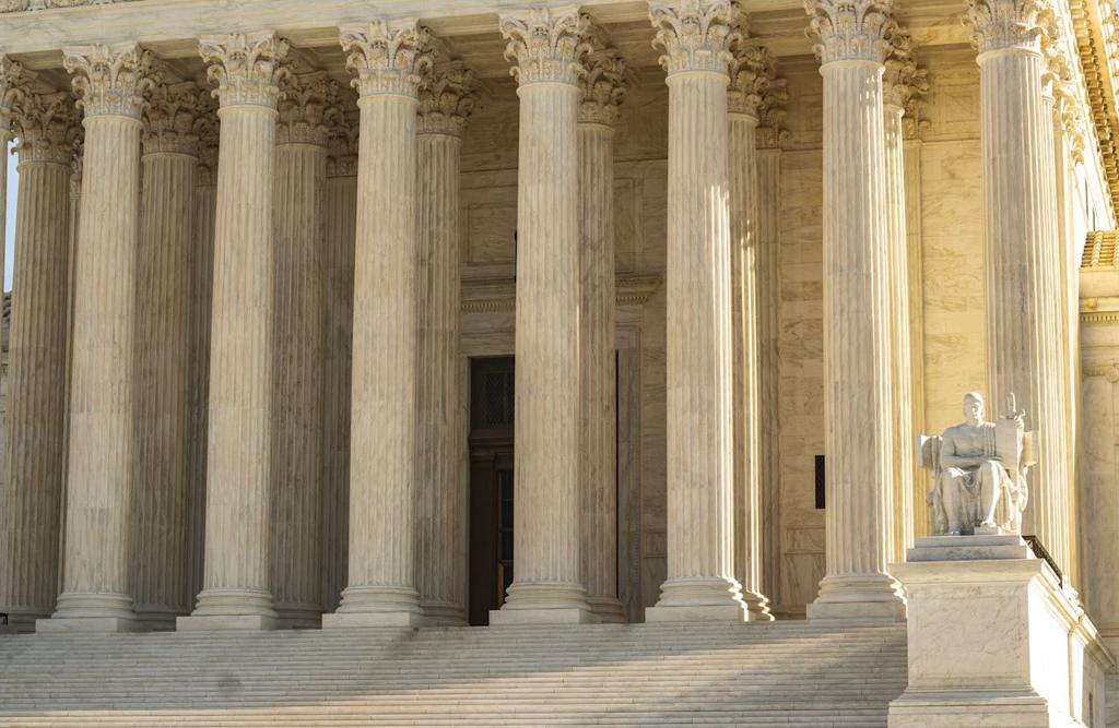 Virginia Democrats Consider Court-Packing Strategy After Redistricting Setback