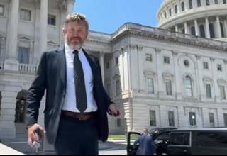 Analysis of Thomas Massie's Primary Loss Highlights Tensions in Republican Party