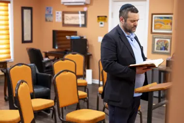 Ohio Man Petitions Supreme Court Over In-Home Prayer Group Restrictions