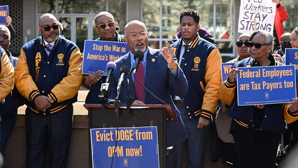 Federal Unions Intensify Legal Fight Against Trump Administration Workforce Reforms