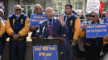 Federal Unions Intensify Legal Fight Against Trump Administration Workforce Reforms