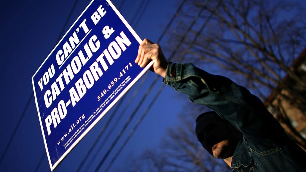 Virginia Bishop Urges Catholics to Oppose Abortion, Marriage Amendments