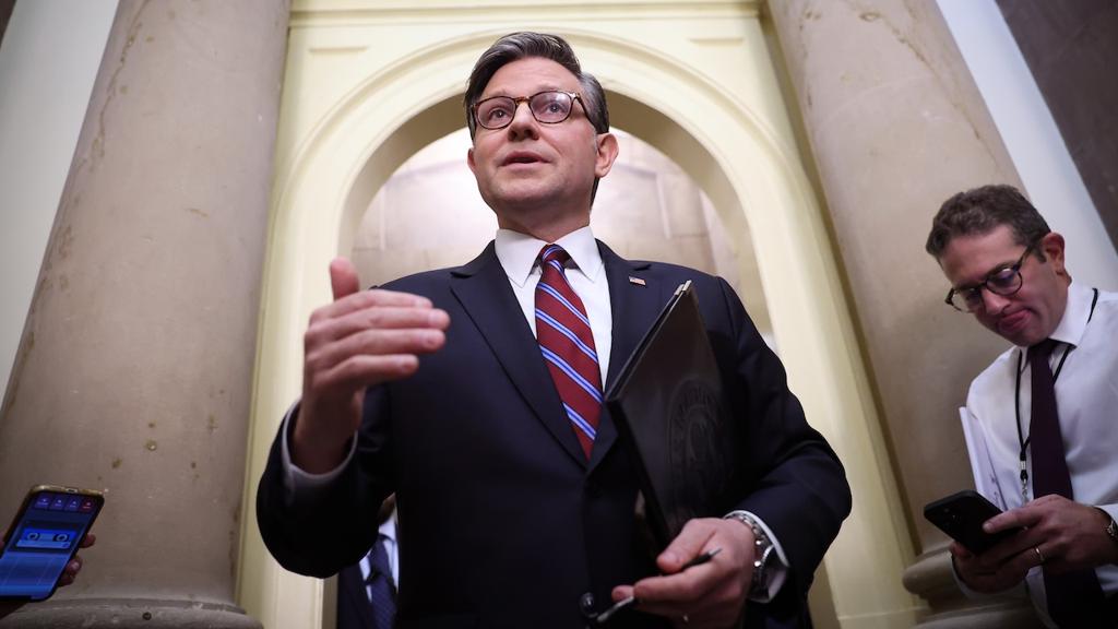 House Speaker Closes Chamber Early, Sparking Bipartisan Criticism
