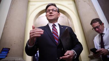 House Speaker Closes Chamber Early, Sparking Bipartisan Criticism
