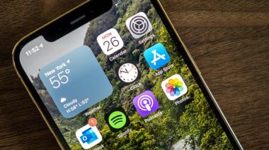 Apple News Voting Guides Face Scrutiny for Political Bias, FTC Warning