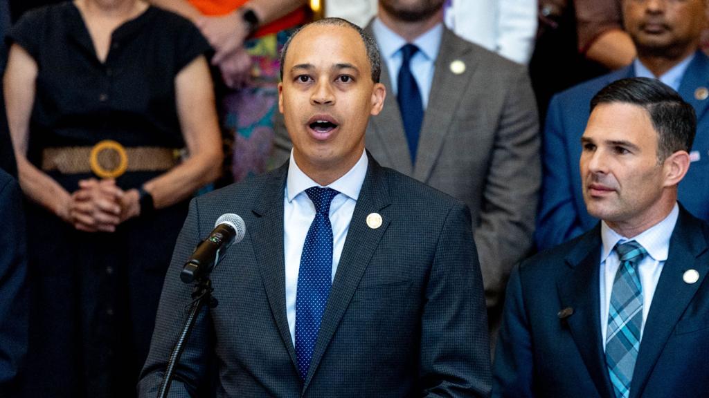 Virginia AG Warns of Armed Federal Agents at Polling Sites; Federal Agencies Deny Plans