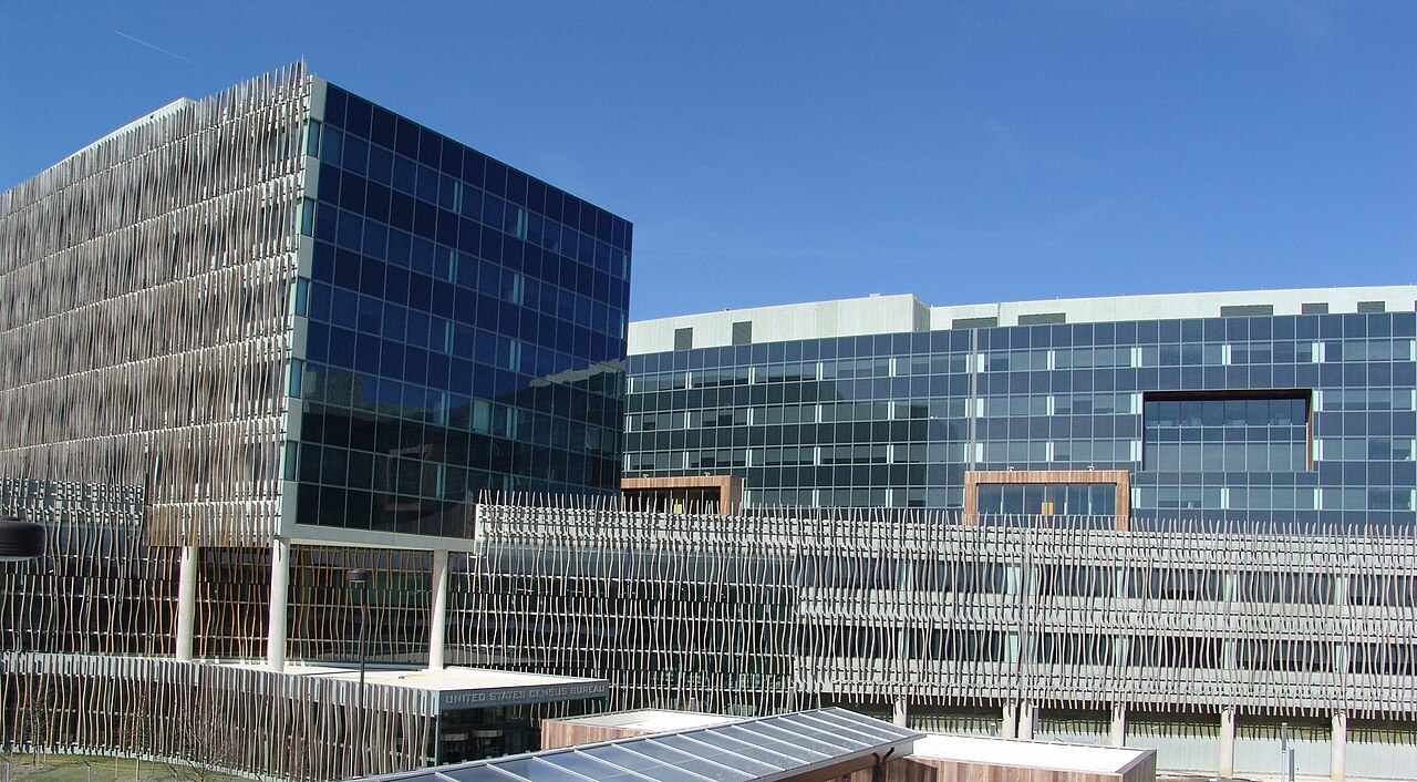 Census Bureau headquarters, Suitland, Maryland, 2007.jpg