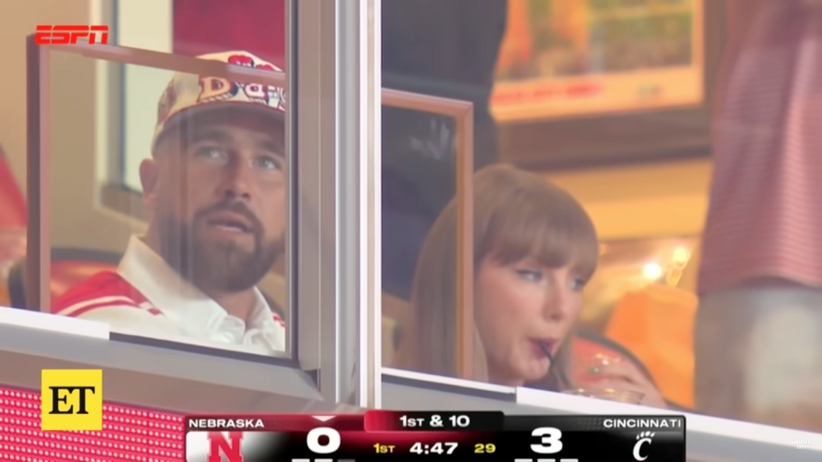 5 Ways Travis And Taylor Can Make Peace With Irked NFL Fans