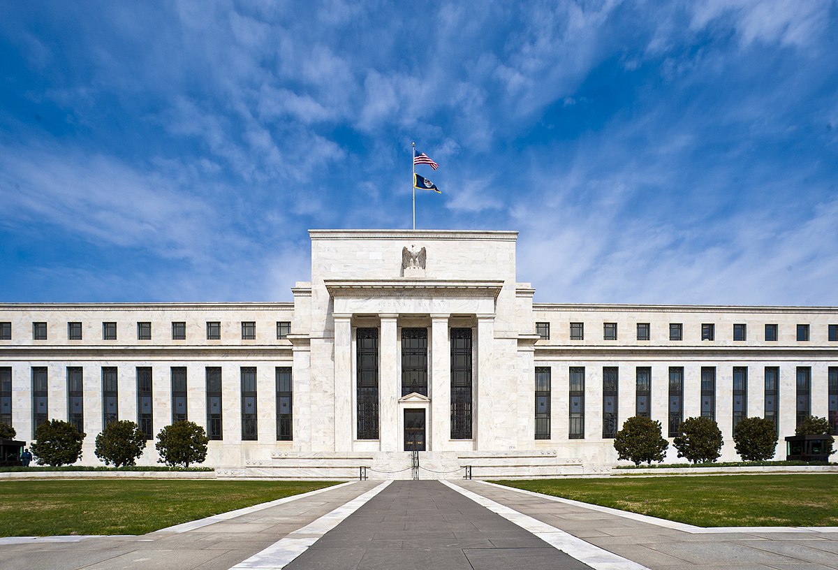 DOJ Asks Supreme Court to Halt Lower Court's Ruling on Trump's Firing of Fed Governor