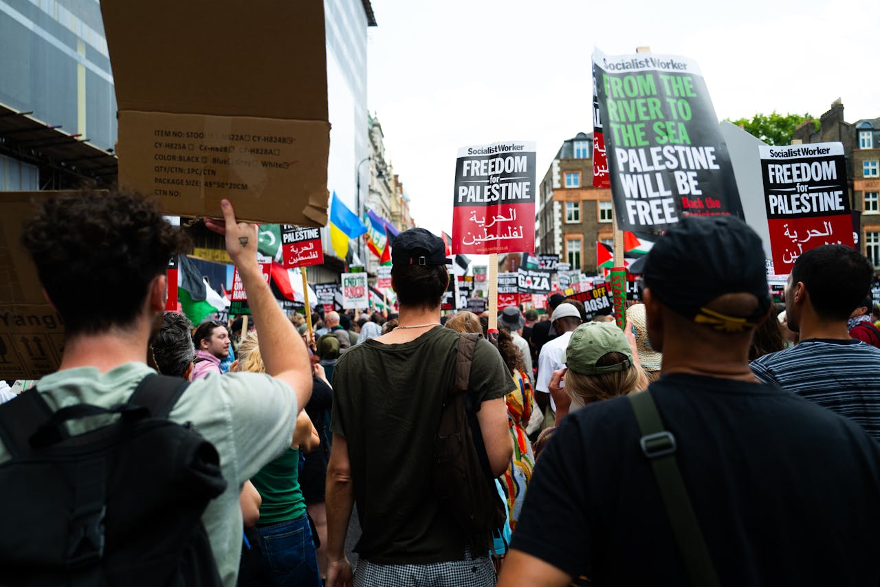 Make 'Protesters' Paid By Foreign Groups Register Like Foreign Agents