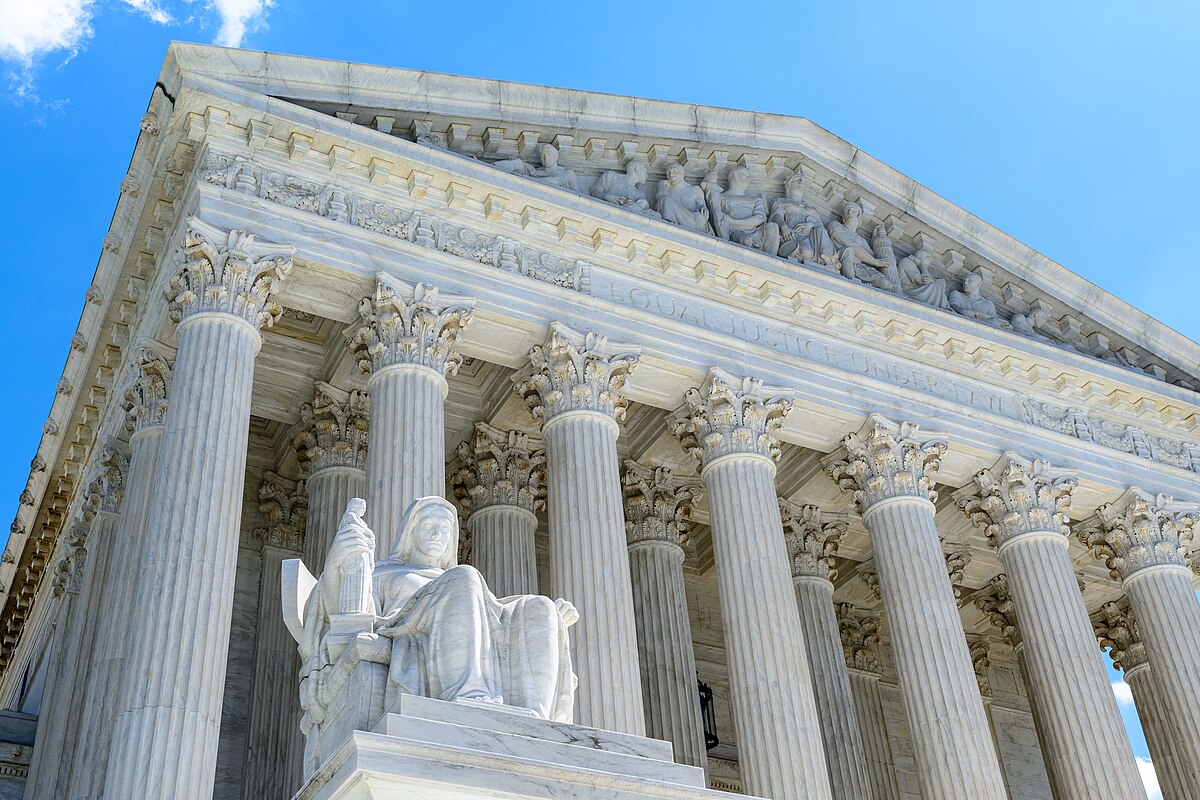 Supreme Court Allows Trump Administration to Revoke TPS for Venezuelan Nationals