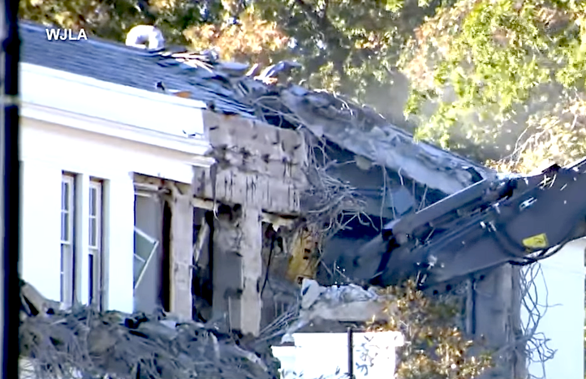 Democrats Criticize White House East Wing Renovation Amid Ongoing D.C. Construction Issues