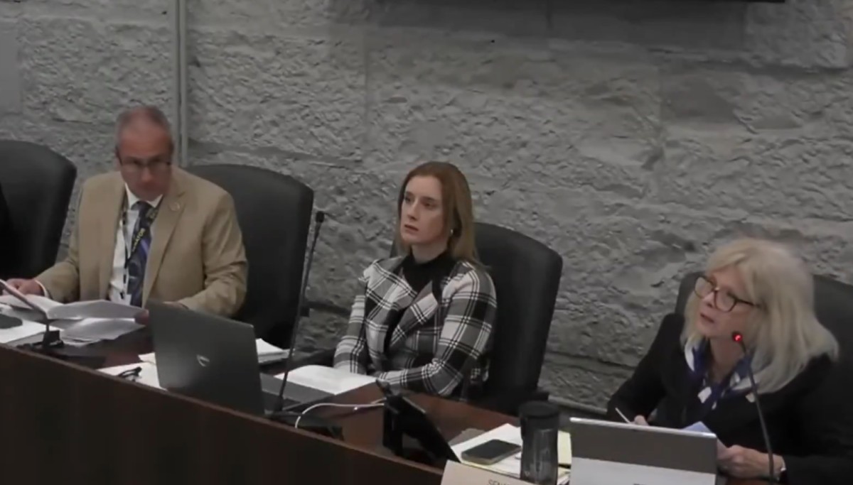 'Gold-Standard' Immigration Bill Slows In Indiana Amid Redistricting