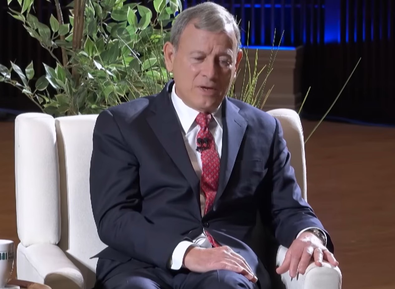 Supreme Court Hears Arguments on Birthright Citizenship