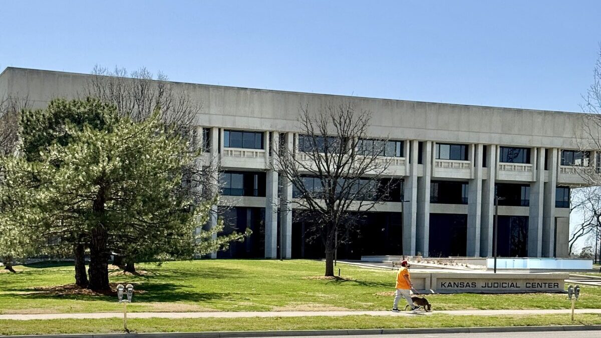 Kansas Voters to Decide on Supreme Court Selection Amendment