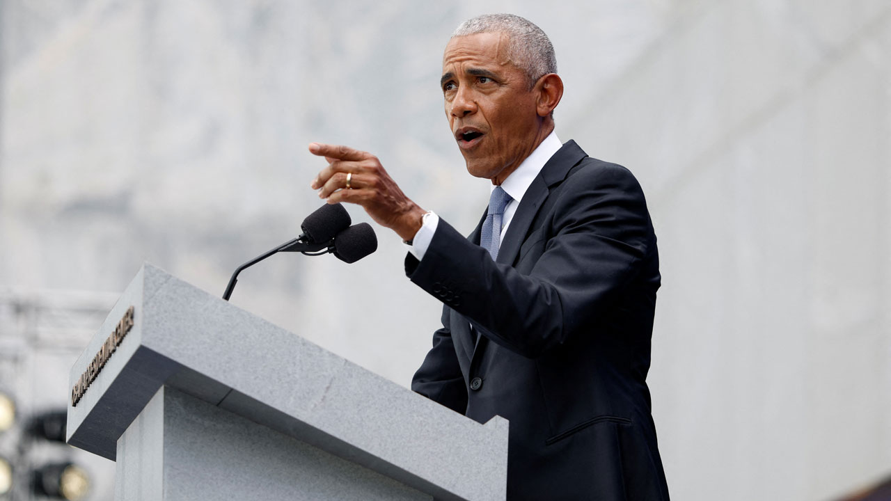 Obama Expected to Campaign for El-Sayed After Michigan Senate Primary Win