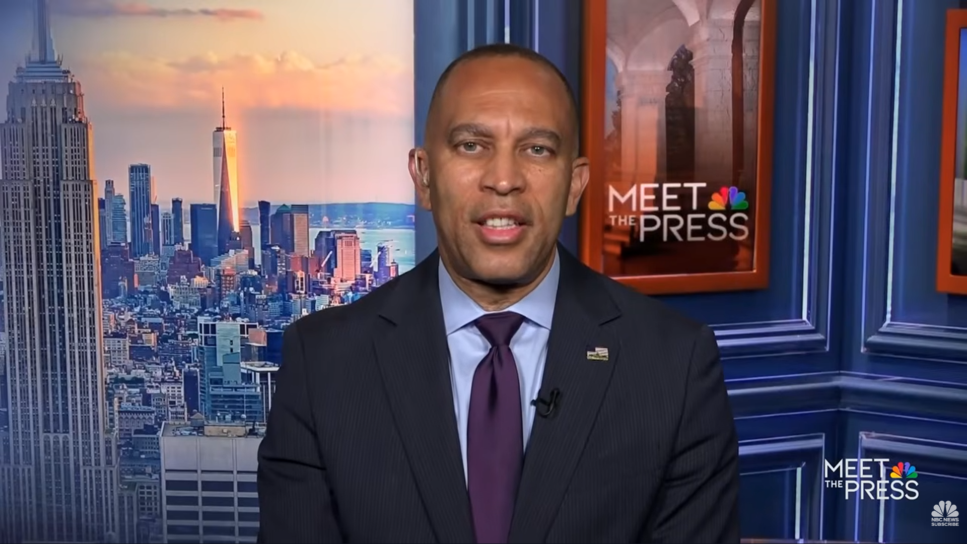 Jeffries Signals Openness to Supreme Court Expansion, Citing 'Dramatic Reform'