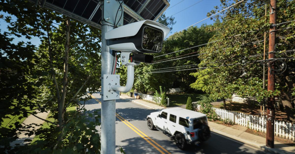 Bipartisan Bill Seeks to Block Federal Funding for AI Surveillance Cameras